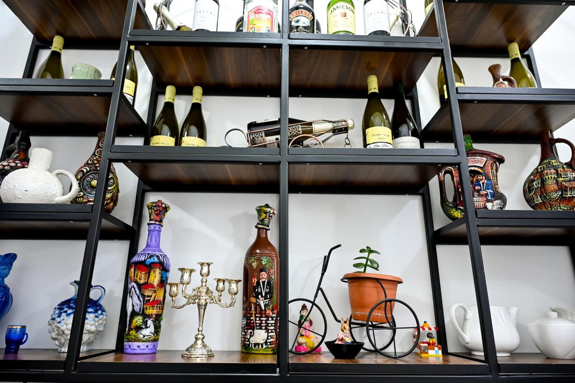 Starhostel Kutaisi Eksteriør billede
