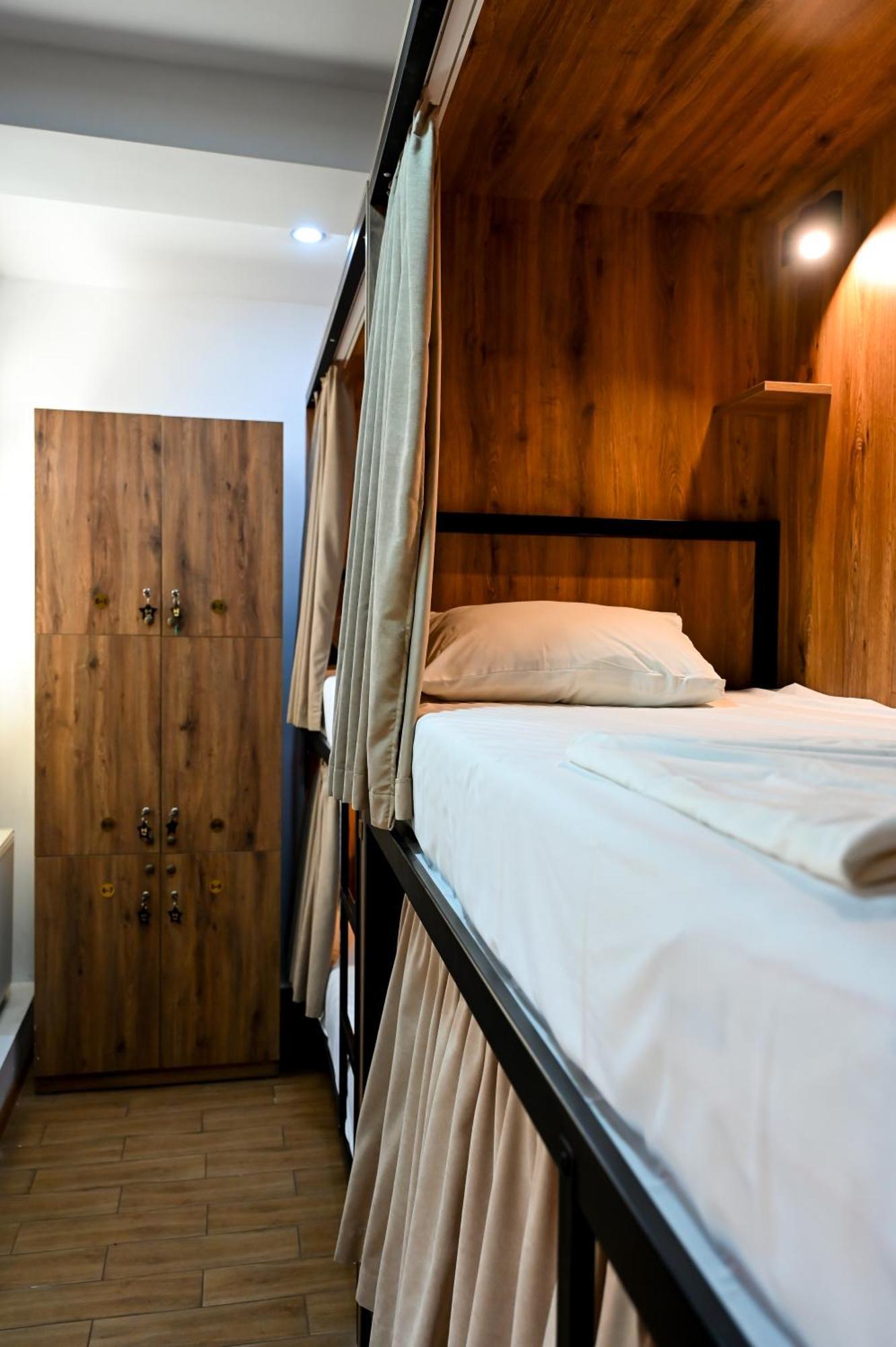 Starhostel Kutaisi Eksteriør billede